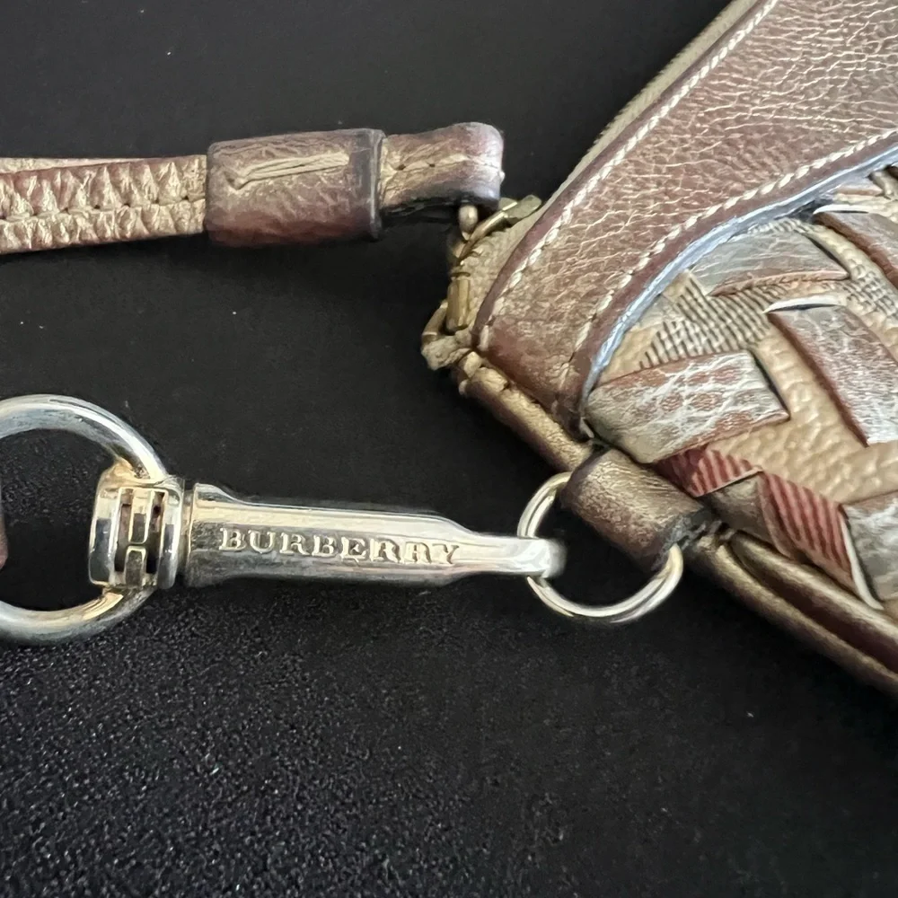 Vintage Burberry Gold and Cream Quilted Wristlet Clutch
